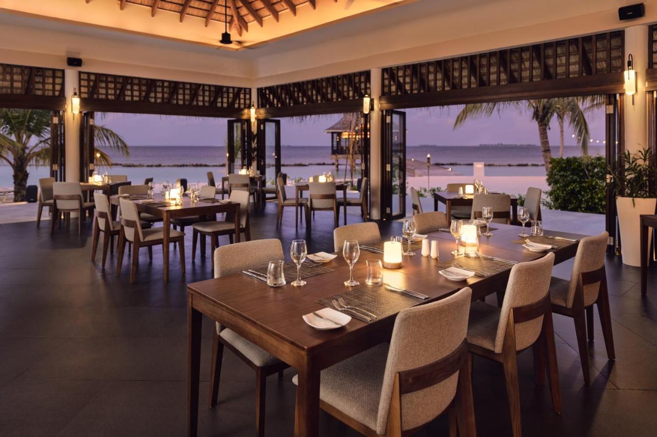 Nova Maldives Курортний комплекс 5*