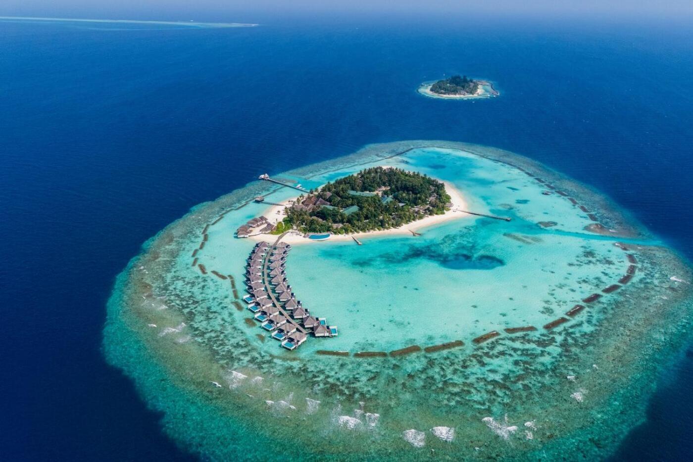 Nova Maldives Курортний комплекс