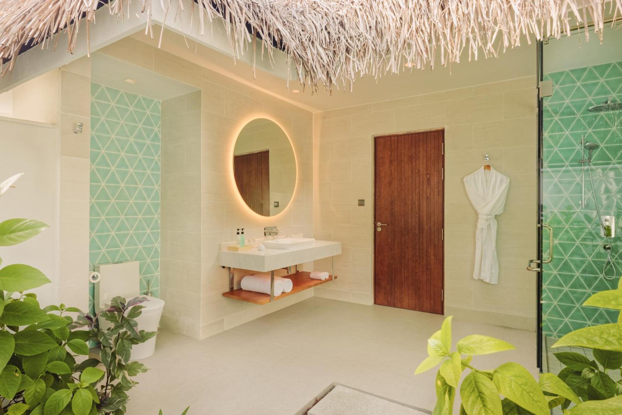 Nova Maldives Курортний комплекс Dhangethi